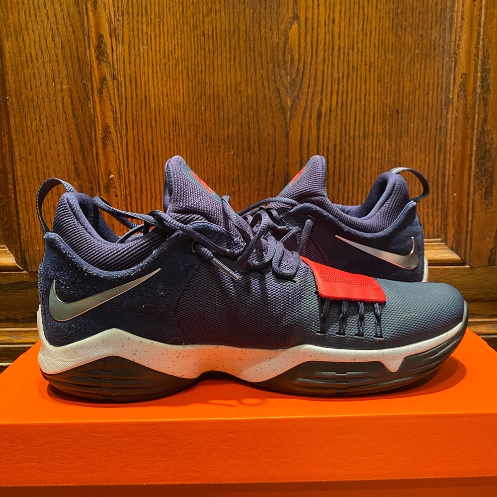 Paul George Nike Basketball Shoes Size 11.5